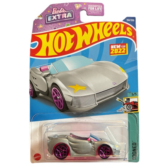 Barbie Extra Hot Wheels - Picture 1 of 1